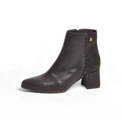 BOTAS MINERVA