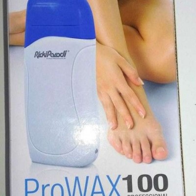 Depiladora para ceras Roll-on simples ProWax 100 da Ricki Parodi.