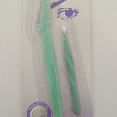 ANNIE EYEBROW SHAPER & TWEEZER COMBO #5138