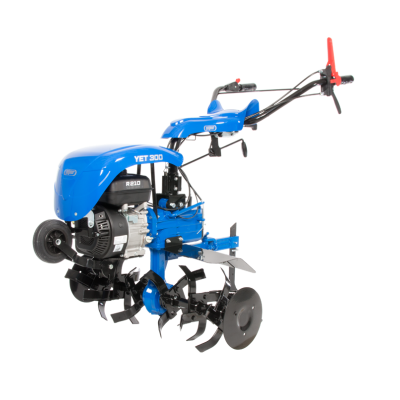 Motoenxada azul com motor e lâminas em fundo branco