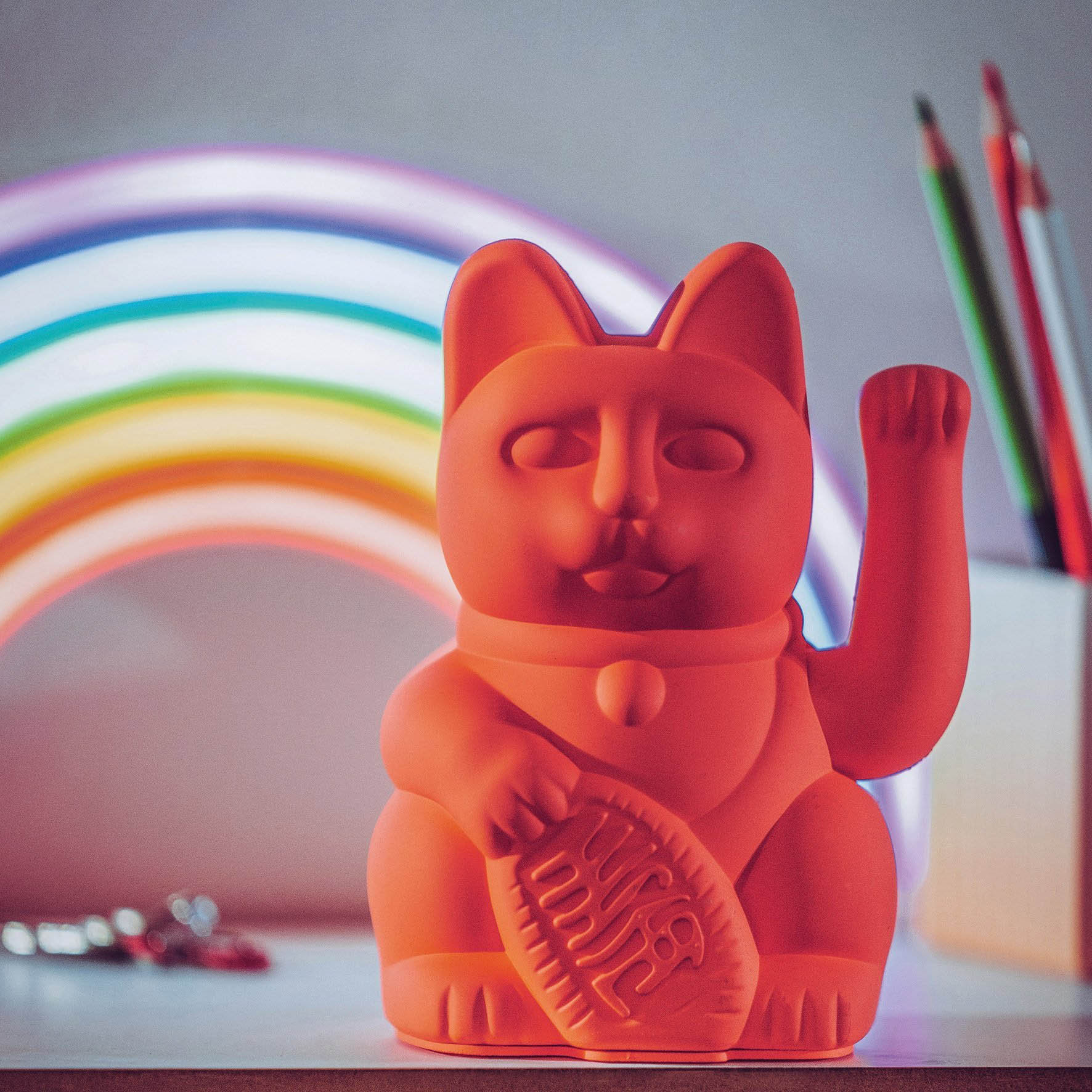 GATO DA SORTE NEON LARANJA DONKEY GATO DA SORTE NEON LARANJA DONKEY