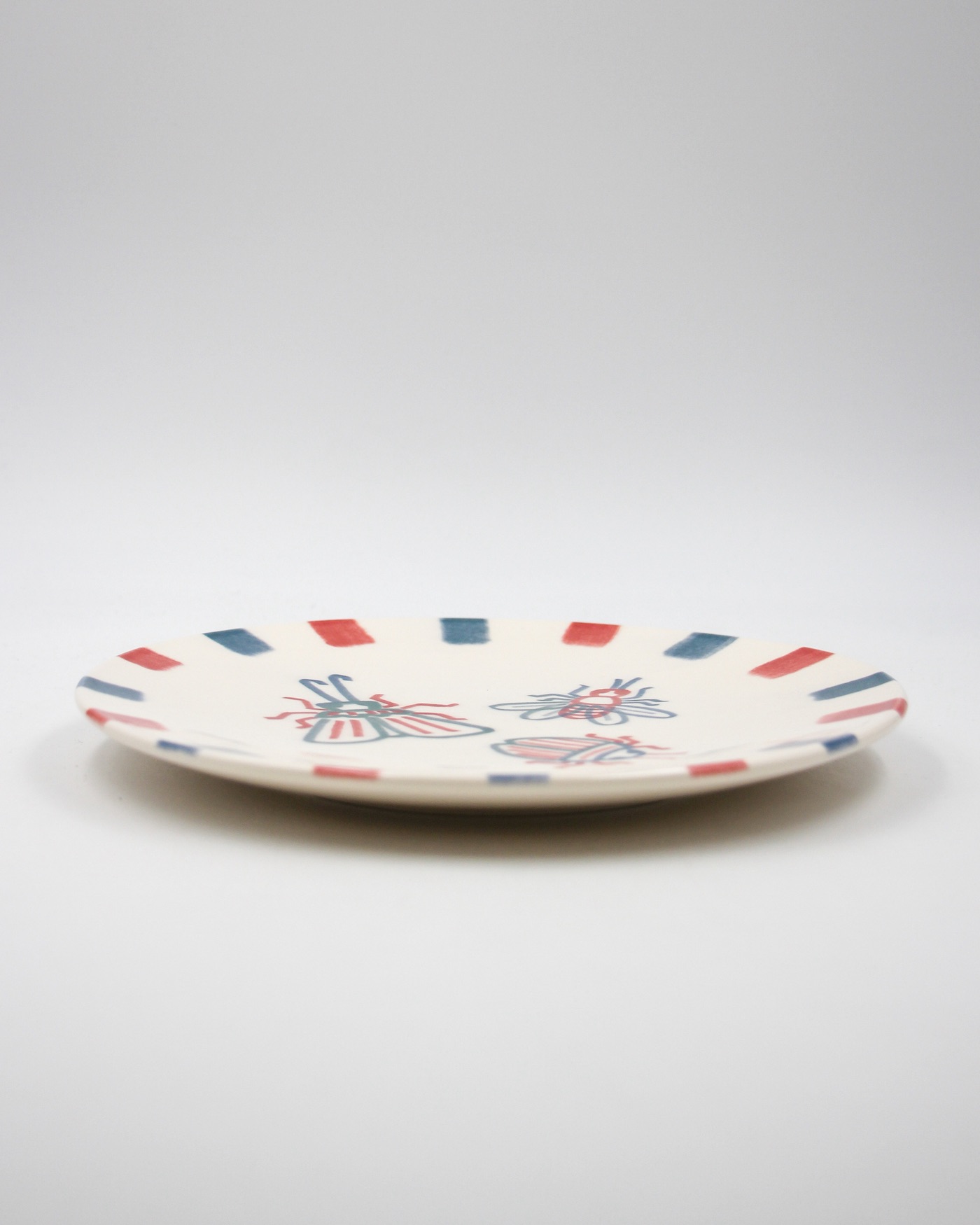 PRATO ILUSTRADO "BICHOS" DIOGO PAIXÃO E PÓ DE BARRO PRATO ILUSTRADO "BICHOS" DIOGO PAIXÃO E PÓ DE BARRO