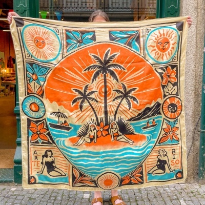 LENÇO "A ILHA QUE SORRI" MARIA JOÃO FARIA