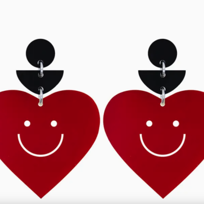 BRINCOS SELF LOVE VERMELHO ORELLA DESIGN