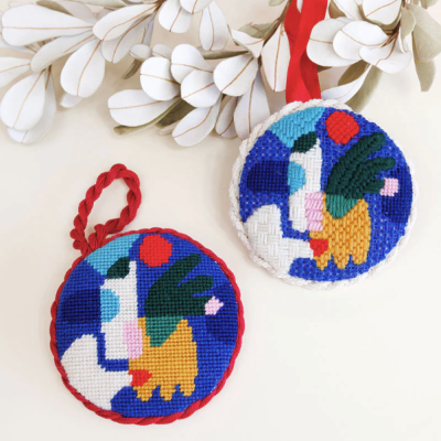 "BAUBLE FLORA" COMPLETE NEEDLEPOINT KIT - UNWIND STUDIO