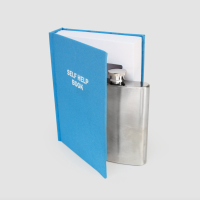 Livro azul SELF HELP BOOK com compartimento secreto e cantil de metal