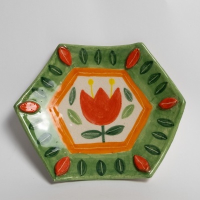 CERÂMICA "PRATO HEXAGONO" MATILDE HORTA