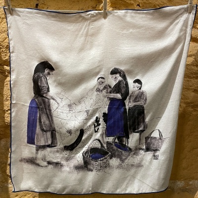 LENÇO "MULHERES" MARTA NUNES