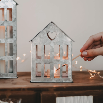 Small Silver Metal House EULENSCHNITT