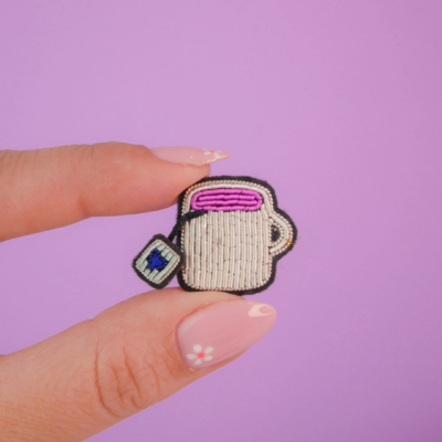 ALFINETE "TEA TIME SKEWER" MALICIEUSE