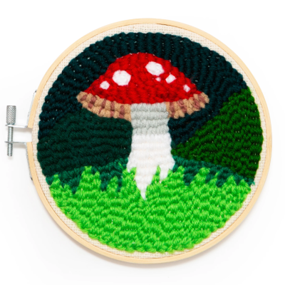 PUNCH NEEDLE KIT- MUSHROOM KIKKERLAND
