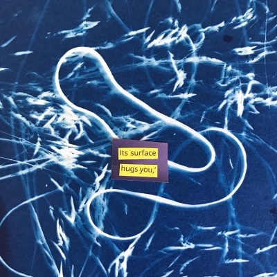 ORIGINAL "IT HUGS YOU" FUFA LÍRICA