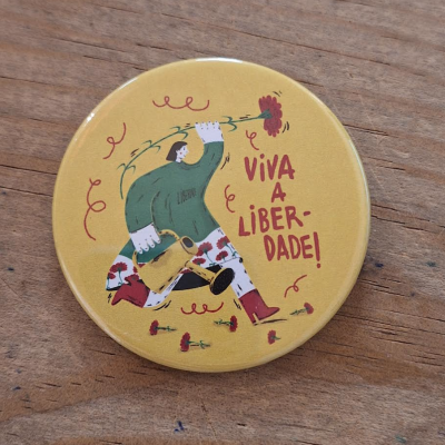 PIN "VIVA A LIBERDADE" CRISTINA MOREIRA