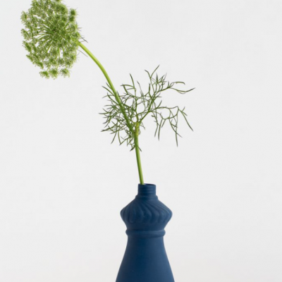 BOTTLE VASE "DELFT" #15 FOEKJE FLEUR