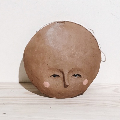 VASO PAREDE "CARINHA SEM BOCA" BARRO ALTO