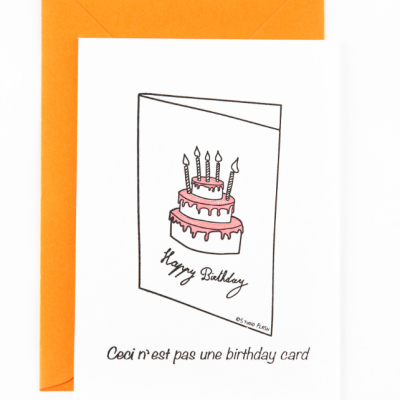 POSTAL "CECI N'EST PAS UNE BIRTHDAY CARD" STUDIO FLASH