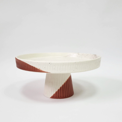 PRATO DE BOLO COM PÉ TÁLIA TERRACOTA PÓ DE BARRO