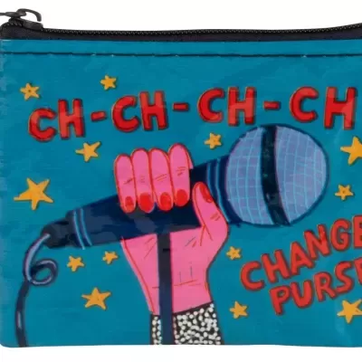 Estojo azul com ilustração de mão segurando microfone e texto colorido.