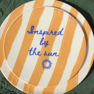 PRATO SOBREMESA "INSPIRED BY THE SUN" - VACAY MOOD PÓ DE BARRO