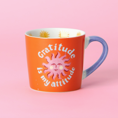CANECA "GRATITUDE IS MY ATTITUDE" ELEANOR BOWMER