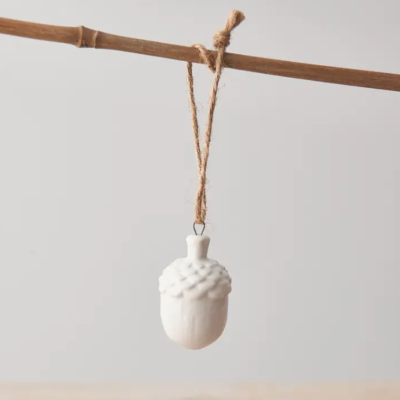 BOLOTA BRANCA PENDURADA CERAMICA 4,5 CM GAINSBOROUGH GIFTWARE