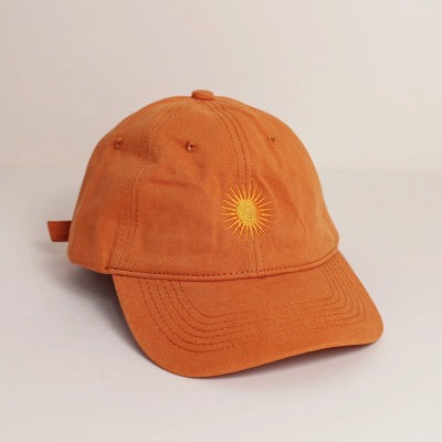 BONÉ BORDADO SUNSHINE CAI&JO