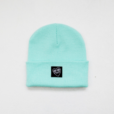 GORRO COM PUNHO CLÁSSICO CRYING HEART VERDE HORTELÃ-PIMENTA COUSINS COLLECTIVE