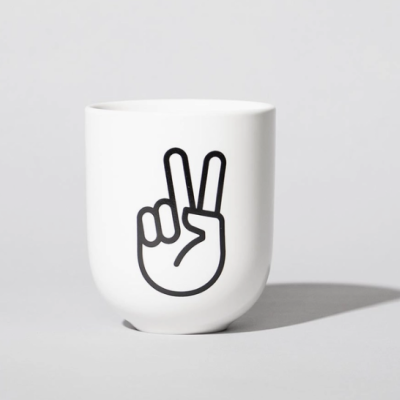 MUG BRANCA MATT "PEACE" FYNGERS