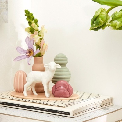 VASO HISTÓRIAS DOCES CORDEIRO DOTTIR NORDIC DESIGN