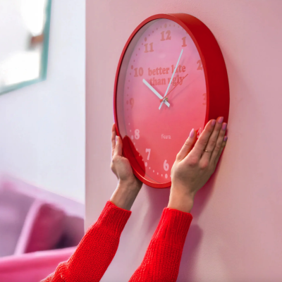 RELÓGIO PAREDE "BETTER LATE THAN UGLY" FISURA