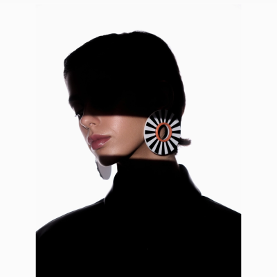 BRINCOS "TWISTER" FUNK DA QUEEN