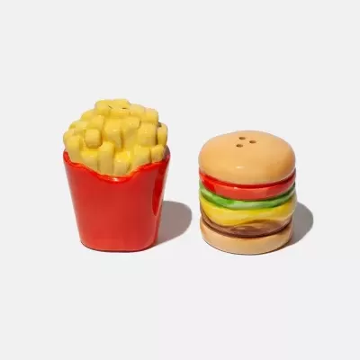 BURGER SALT & PEPPER SHAKERS DOIY