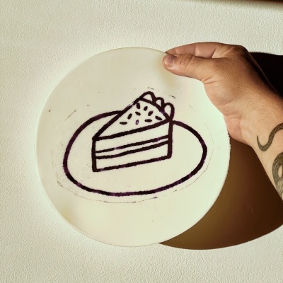 STENCIL EM PELE ARTIFICIAL BOLO CLÁUDIA PENA