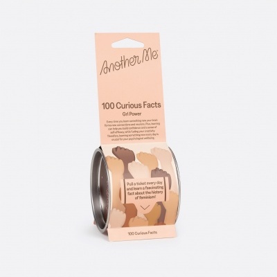 100 CURIOUS FACTS GIRL POWER DOIY