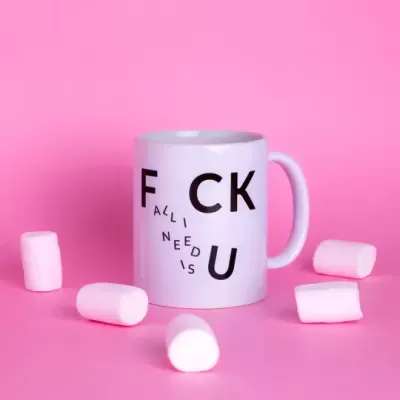 CANECA " ALL YOU NEED IS U" FISURA
