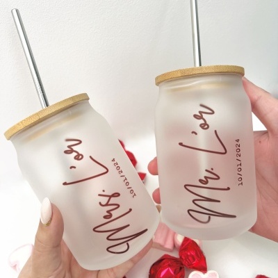 Box Copos Mr. and Mrs. Box Copos Mr. and Mrs.