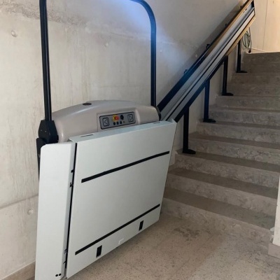 Plataforma  elevatória reta