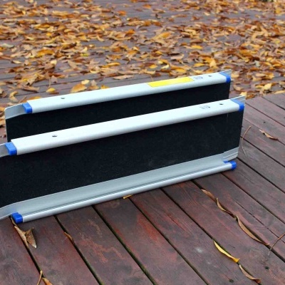 Rampa de alumínio telescópica com bolsa 213 X 19 X 5,6 cm - 10.6 kgs - Alfa 836