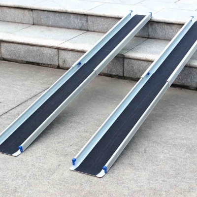 Rampa de alumínio telescópica com bolsa 183 X 19 X 5,6 cm - 9 kgs - Alfa 835