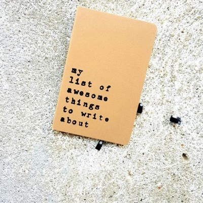 Caderno 'my list of awesome things to write about'