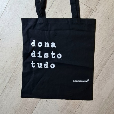 Saco 'dona disto tudo' preto