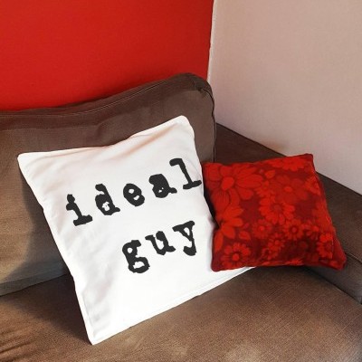 Almofada 'ideal guy'