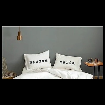 'mau mau' + 'maria' - Conjunto de duas fronhas brancas para almofadas de cama