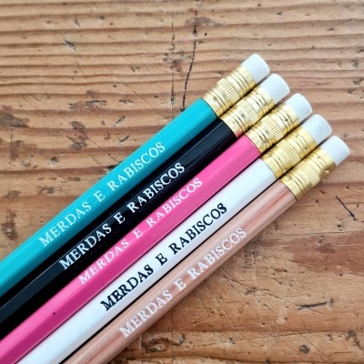 Lápis 'merdas e rabiscos' (um lápis)