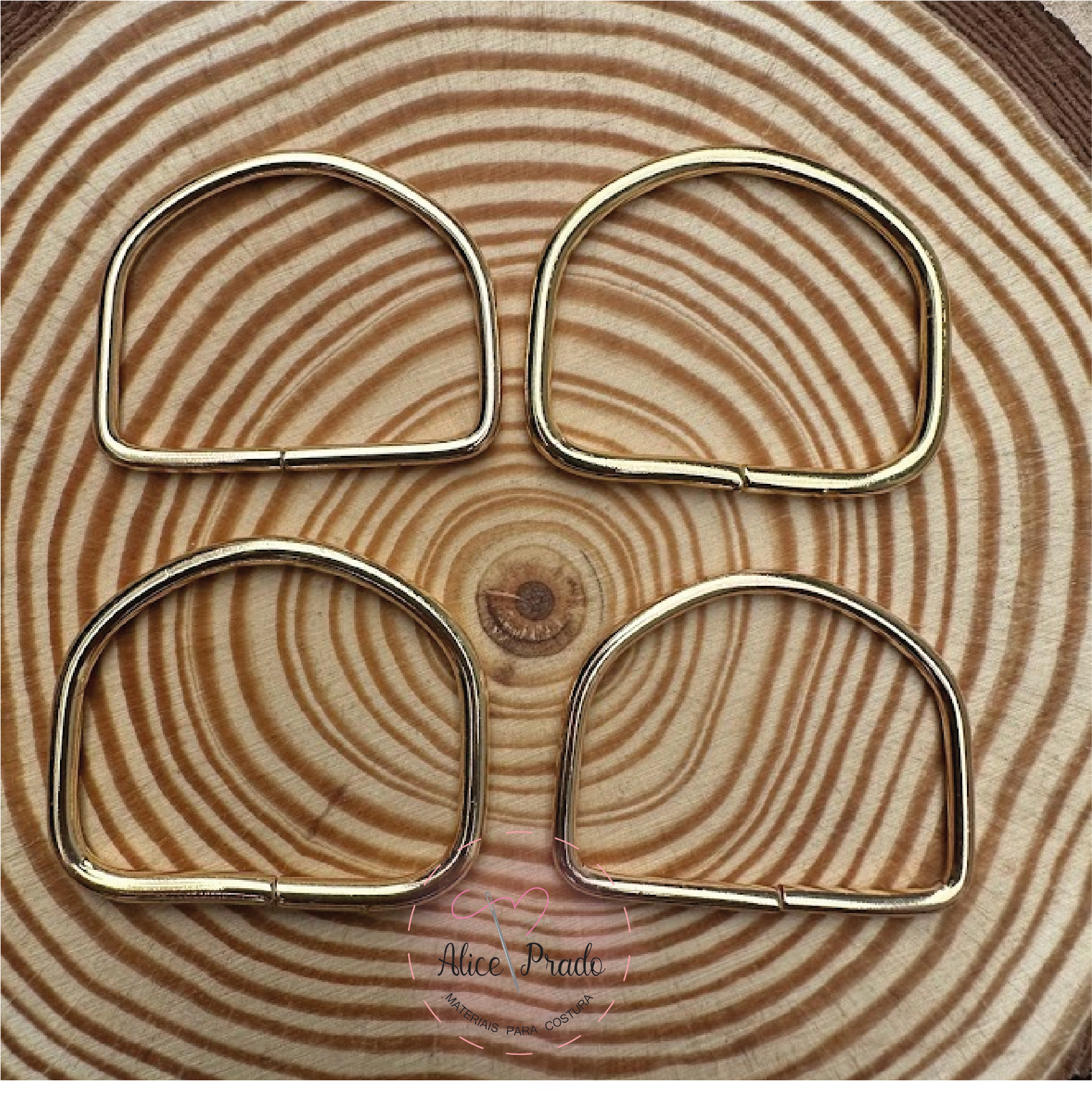 Meia&#x20;argola&#x20;dourada&#x20;4&#x20;cm