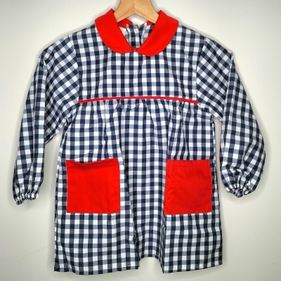 Uniforme menina de jardim de infância