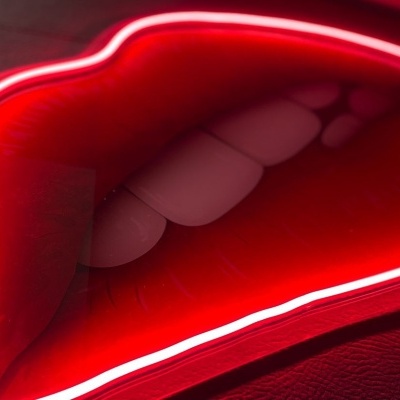 NeonLED | Acrílico Impresso Lábios
