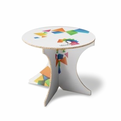 Mobiliário de Cartão