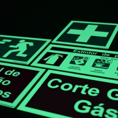 Sinalética Fotoluminescente