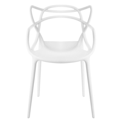 Cadeira branca de design moderno com encosto entrelaçado